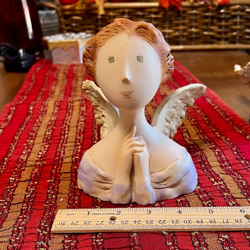 Journey of Grace “Delight” Sculpture by Demdaco 2006 Medium Bust EUC